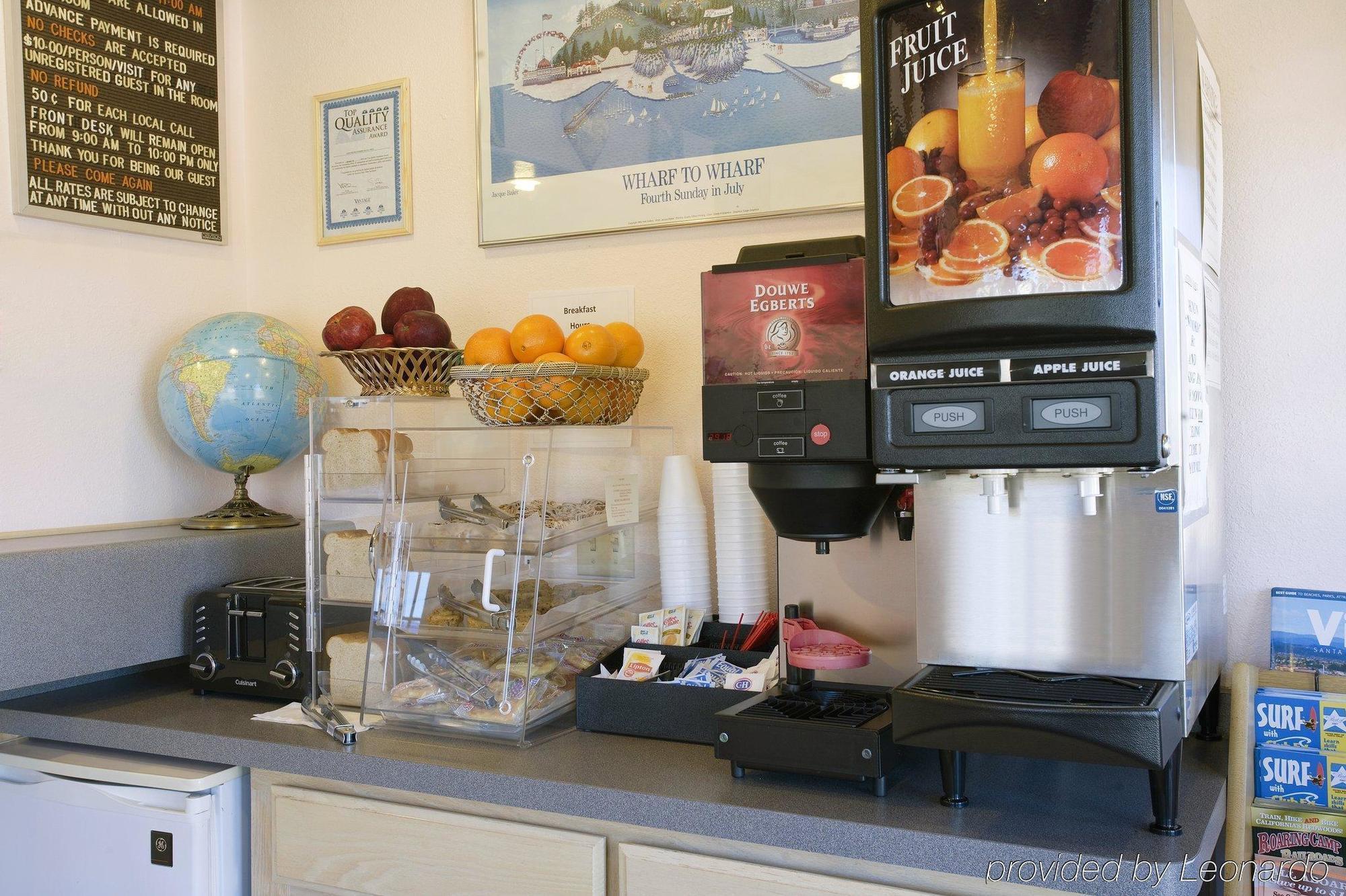 Riverside Inn & Suites Santa Cruz Restaurace fotografie