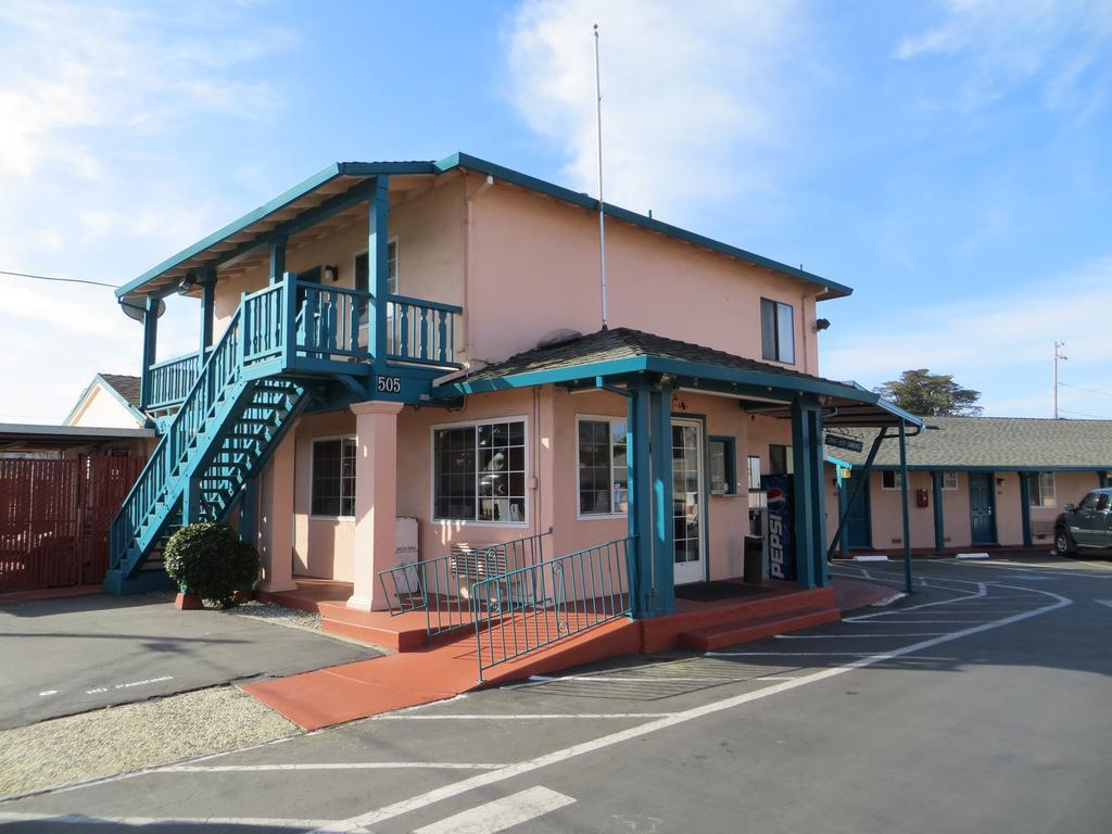 Riverside Inn & Suites Santa Cruz Exteriér fotografie